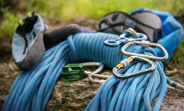 how to coil climbing rope