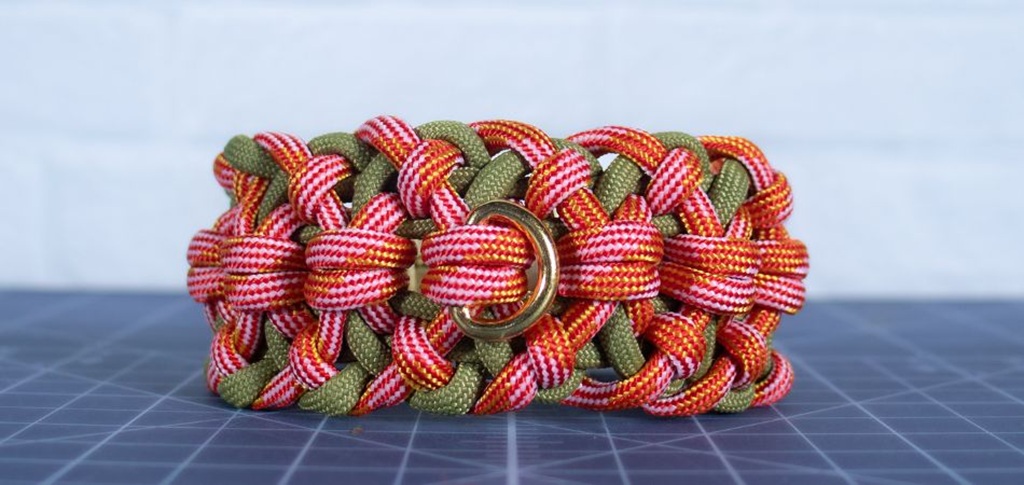 Crafting a 550 Paracord Bracelet Without Hardware