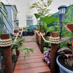 What is the best rope for outdoor use?