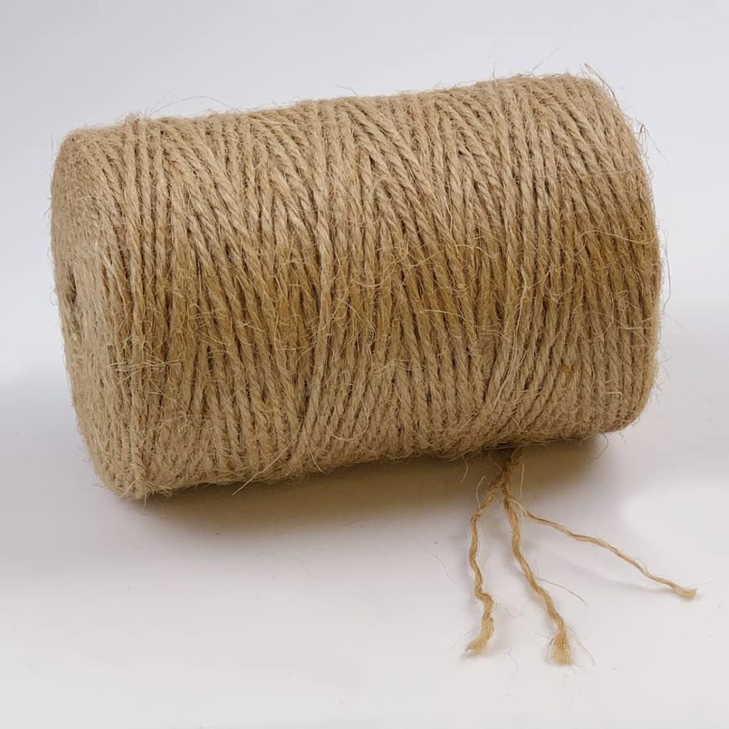 Eco-friendly PerkHomy jute twine roll with 600 feet of natural fiber – perfect for creative DIY, gift wrapping, and garden tying.
