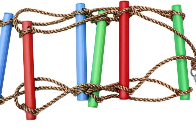 Rainbow Craft 6.6FT ninja rope ladder for kids’ climbing and obstacle courses.
