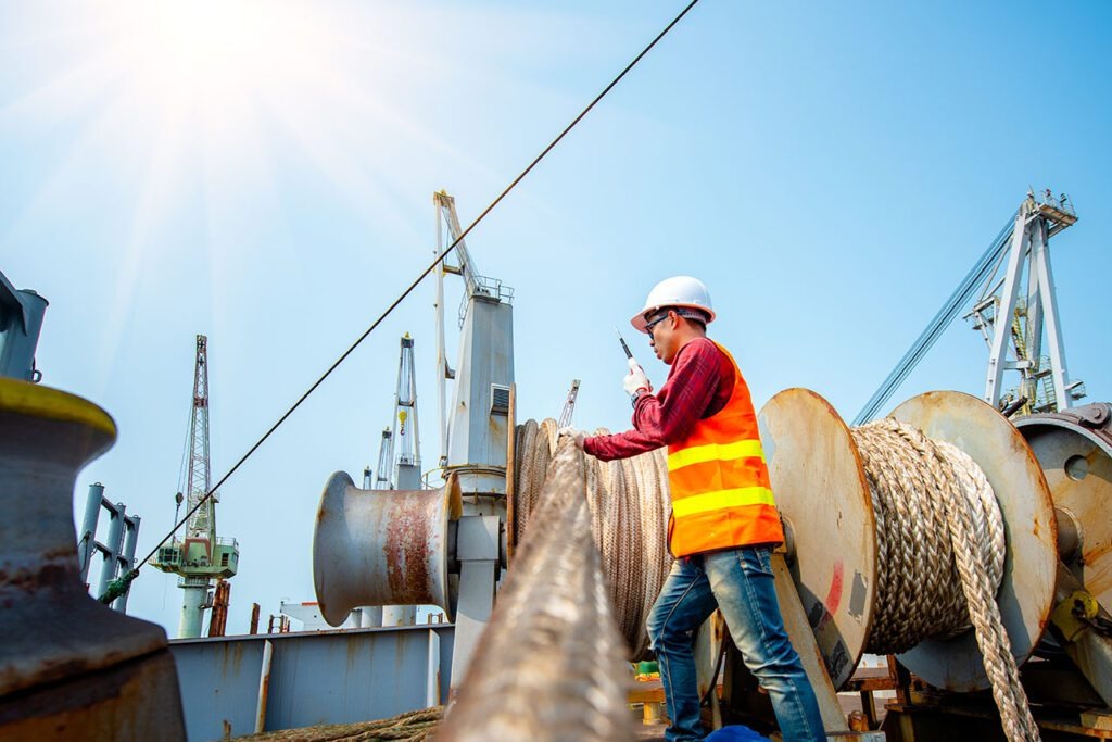 Illustration showing snapback hazard while pulling a rope, emphasizing safety precautions and risks