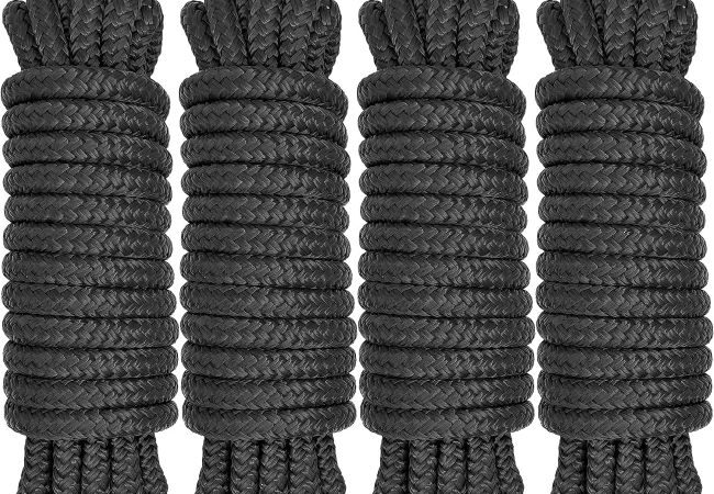 PACTHSD double braided nylon dock line securing a boat at the dock.